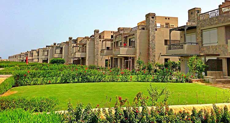 hdayk-fy-mntjaa-khlyj-alaayn-bay-ein-bay-sokhna